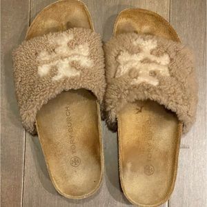 Tory Burch Logo Platform Puff Shoes Size 7.5.